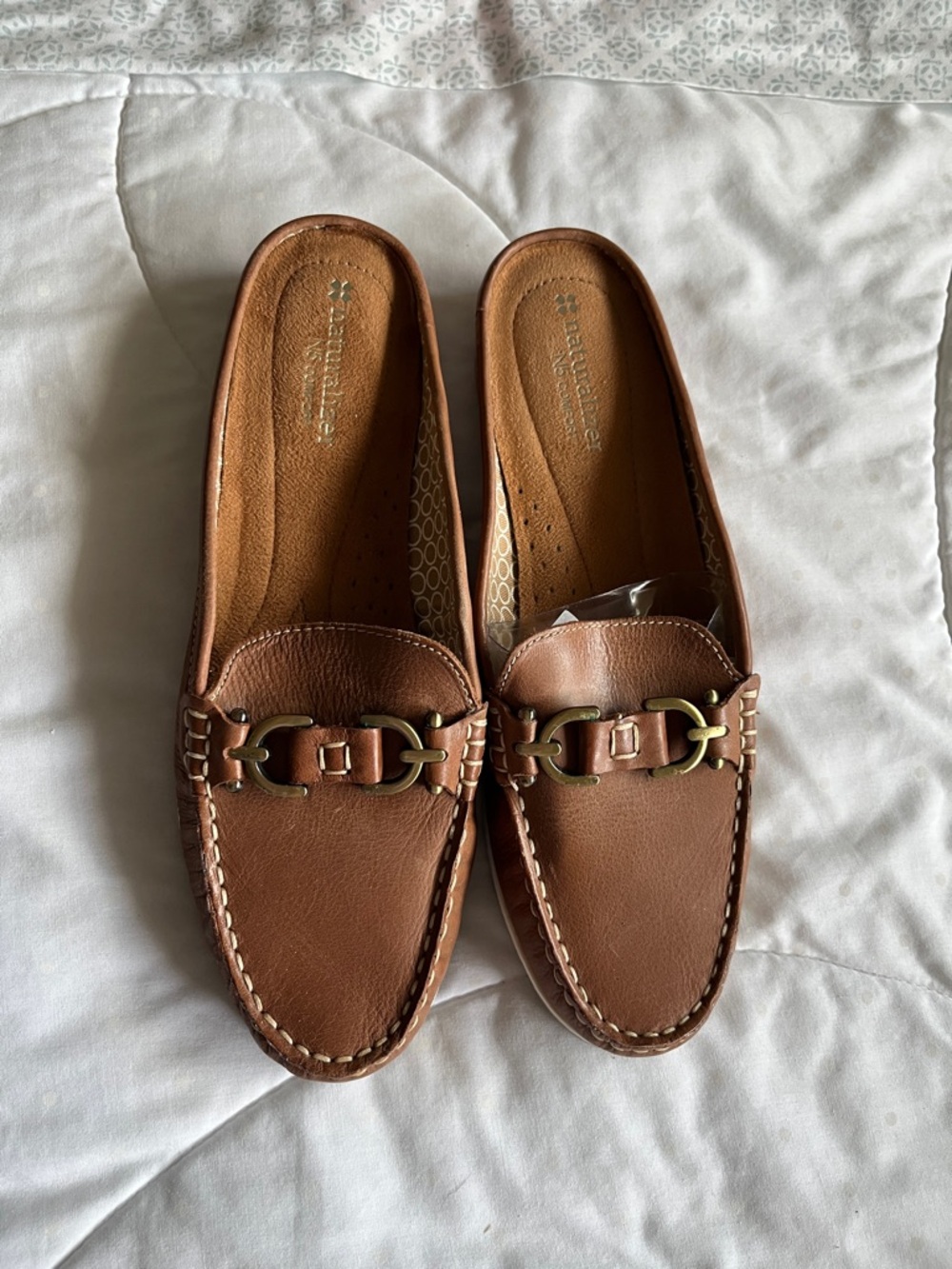 New Women’s Naturalizer Tan Leather Mules 9M